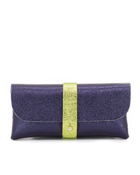 Leather glasses case with single compartment
